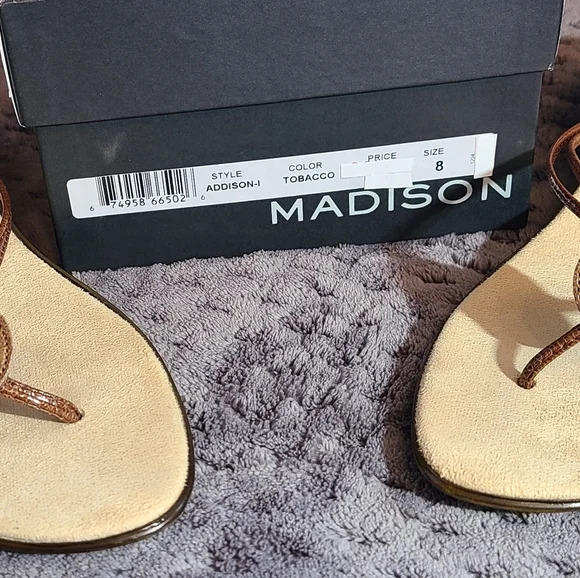 Madison Addison-l tobacco size 8 sandal - Picture 10 of 10